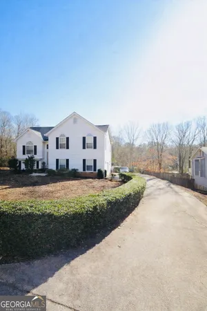 $309,900 | 8605 Creekview Court, Douglasville, GA 30135