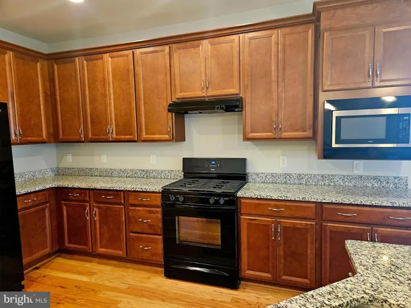 $2,650 | 18 Fenwick Drive, Fredericksburg, VA 22406