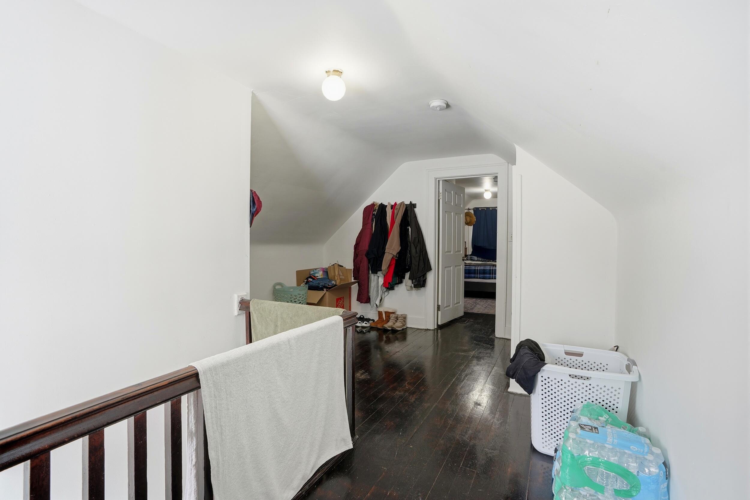 18 Edna Avenue Pontiac, MI 48341 - Photo 15 of 22 069