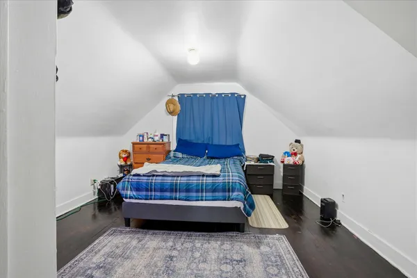 $162,500 | 18 Edna Avenue, Pontiac, MI 48341