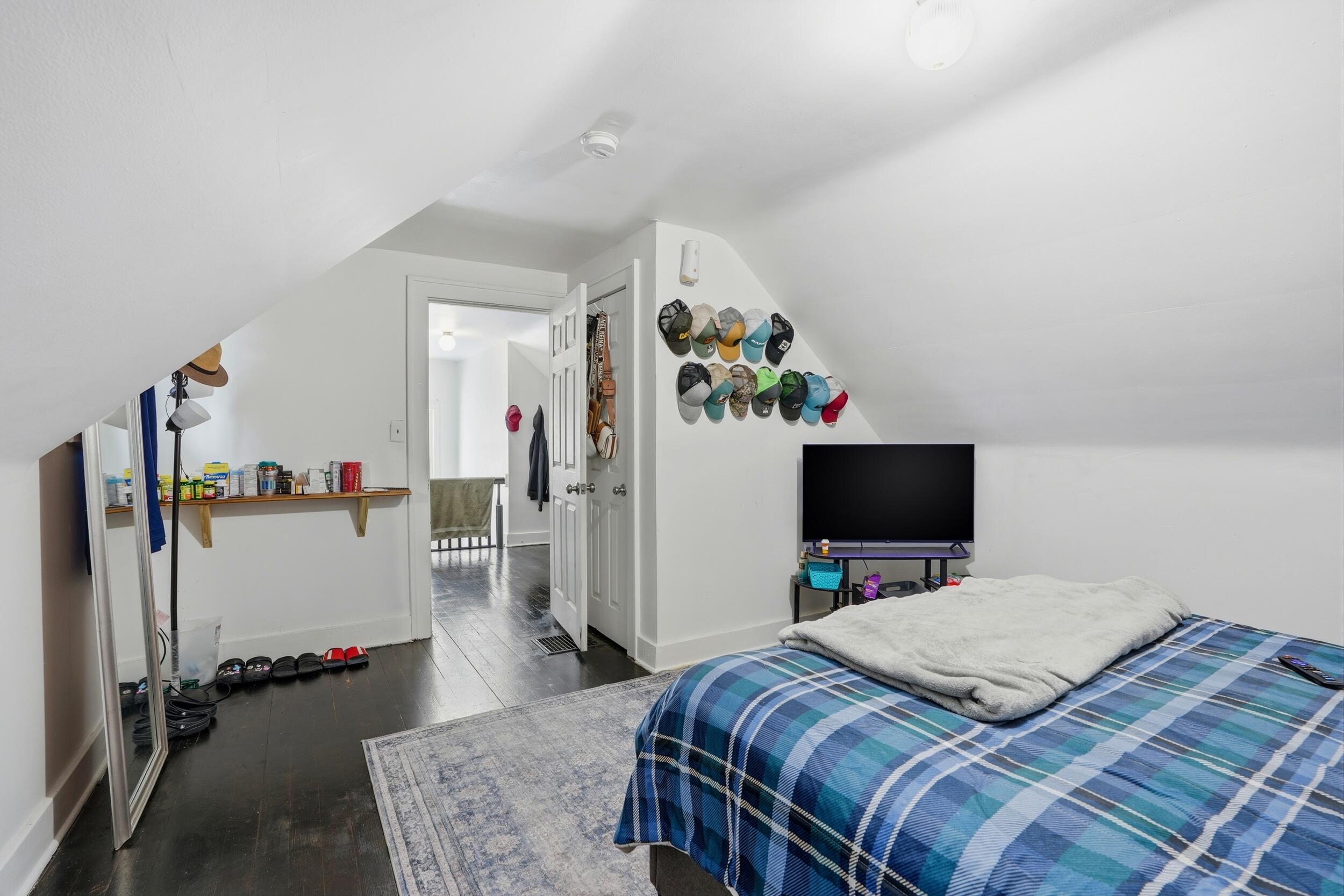 18 Edna Avenue Pontiac, MI 48341 - Photo 18 of 22 084