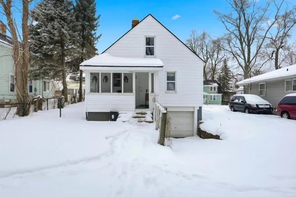 $162,500 | 18 Edna Avenue, Pontiac, MI 48341