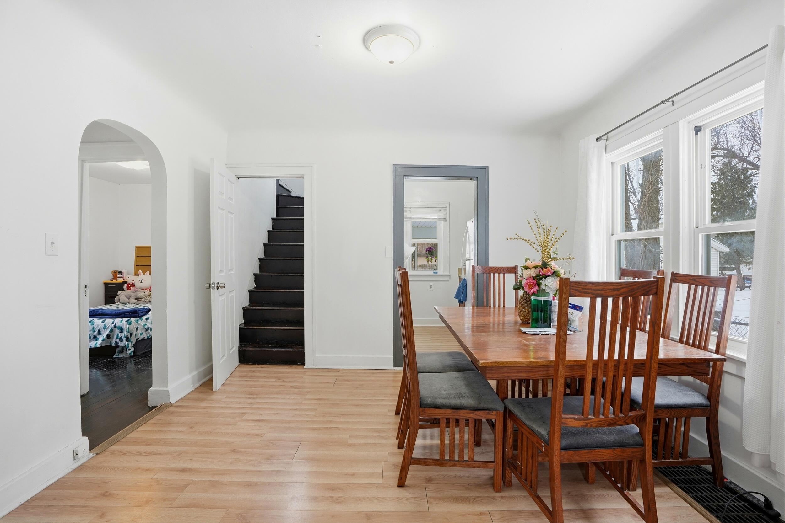 18 Edna Avenue Pontiac, MI 48341 - Photo 6 of 22 029