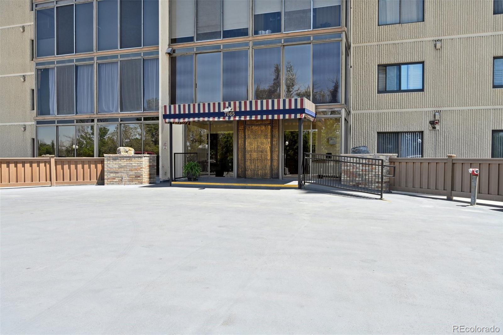7865 East Mississippi Avenue, Unit 208 Denver, CO 80247 - Photo 2 of 32