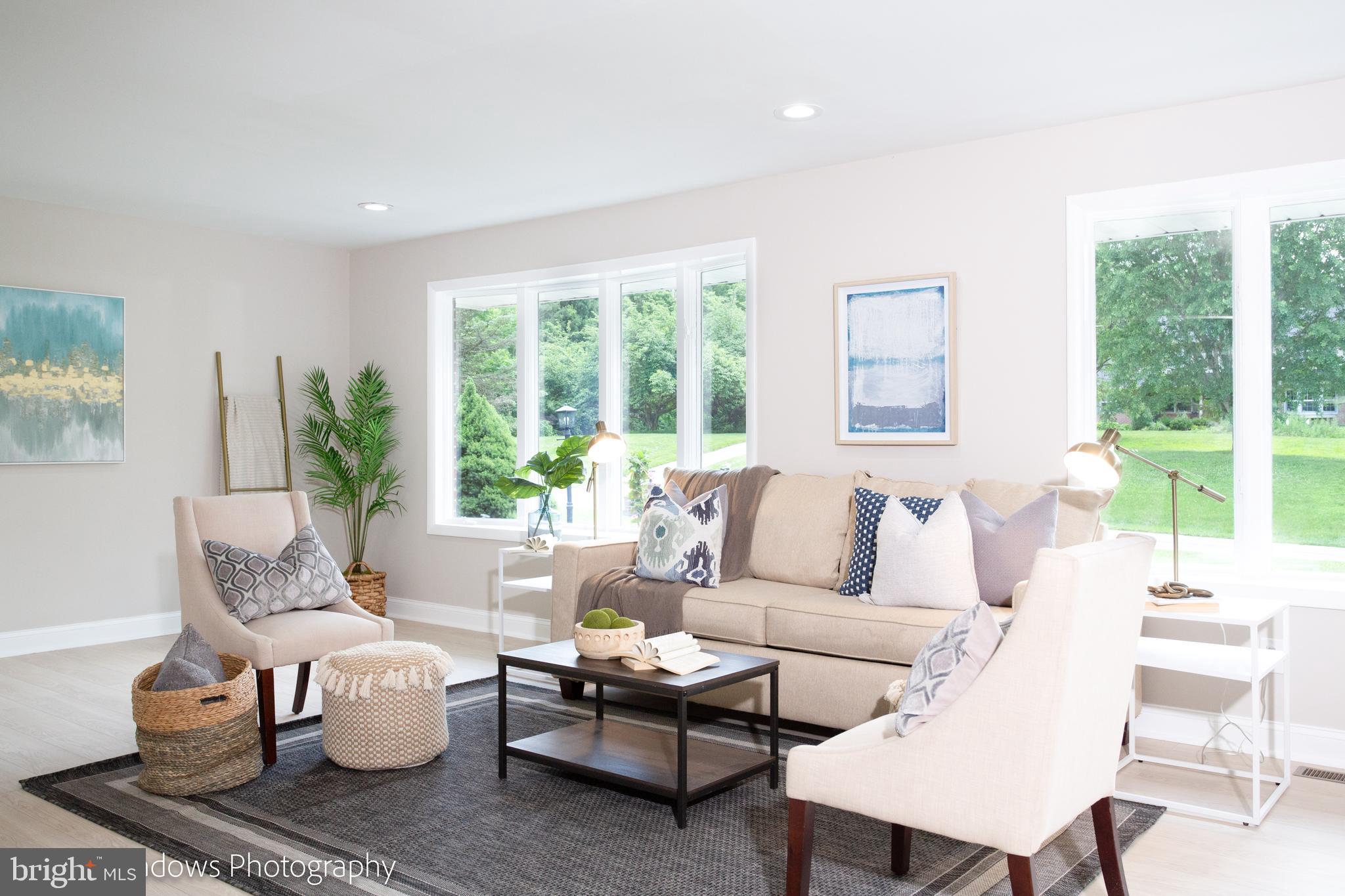 13829 Manor Glen Road Baldwin, MD 21013 - Photo 22 of 57 Formal sitting room
