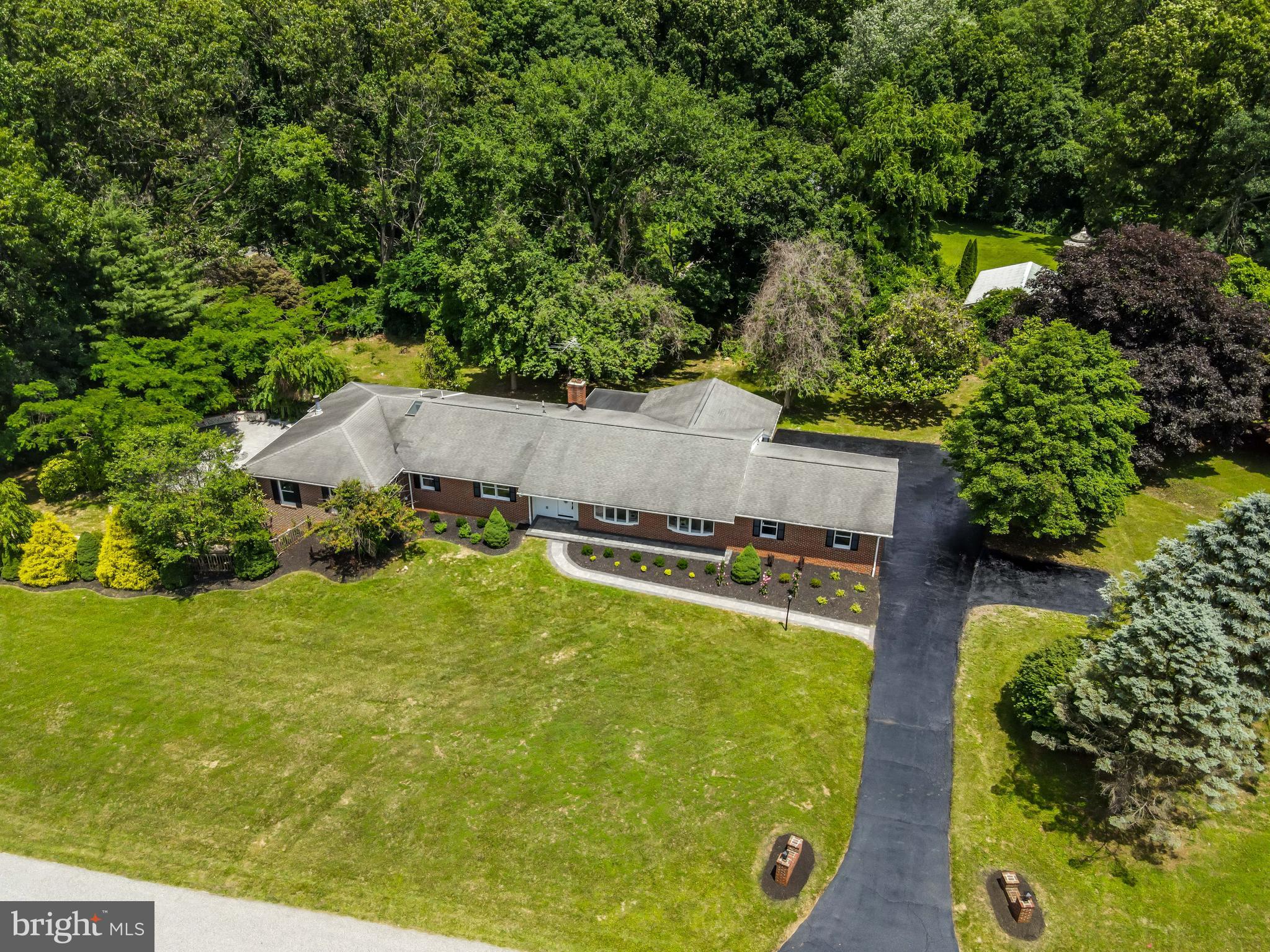 13829 Manor Glen Road Baldwin, MD 21013 - Photo 4 of 57 Beautiful place to live!