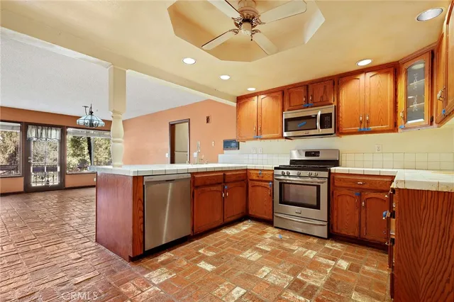 $1,125,000 | 20031 East Chapman Avenue, Orange, CA 92869