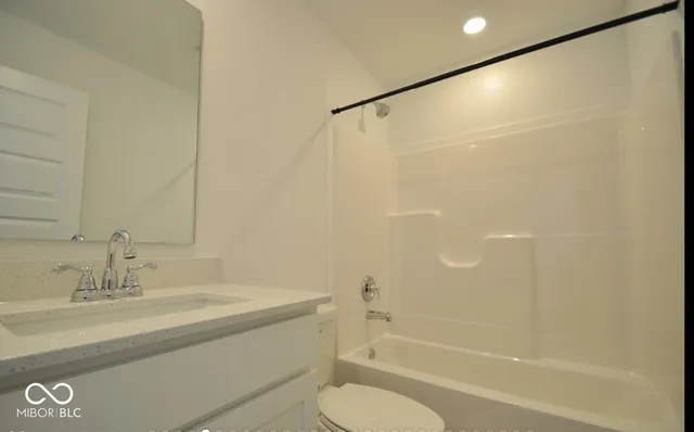 $2,500 | 2054 Jasper Brk Court, Whitestown, IN 46075