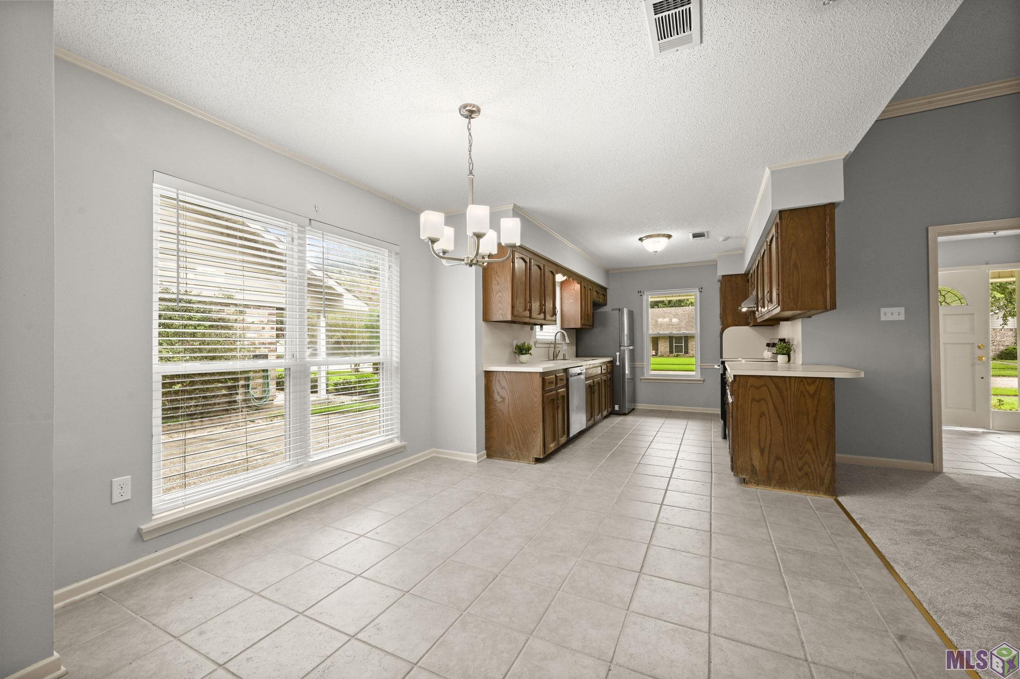 1821 Hobbiton Road Baton Rouge, LA 70810 - Photo 8 of 19