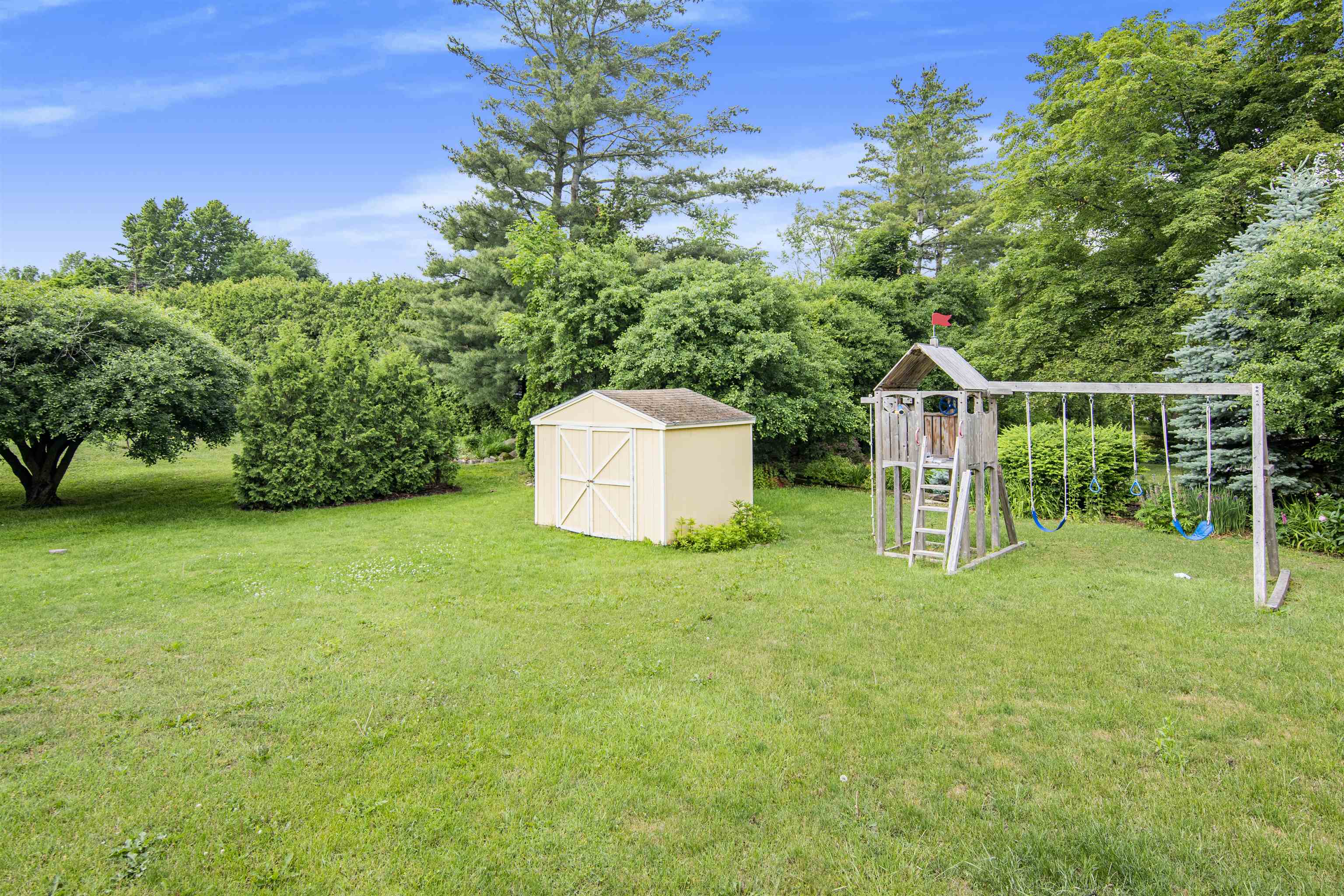 208 Marsett Road Shelburne, VT 05482 - Photo 31 of 36 Gallery Image 31
