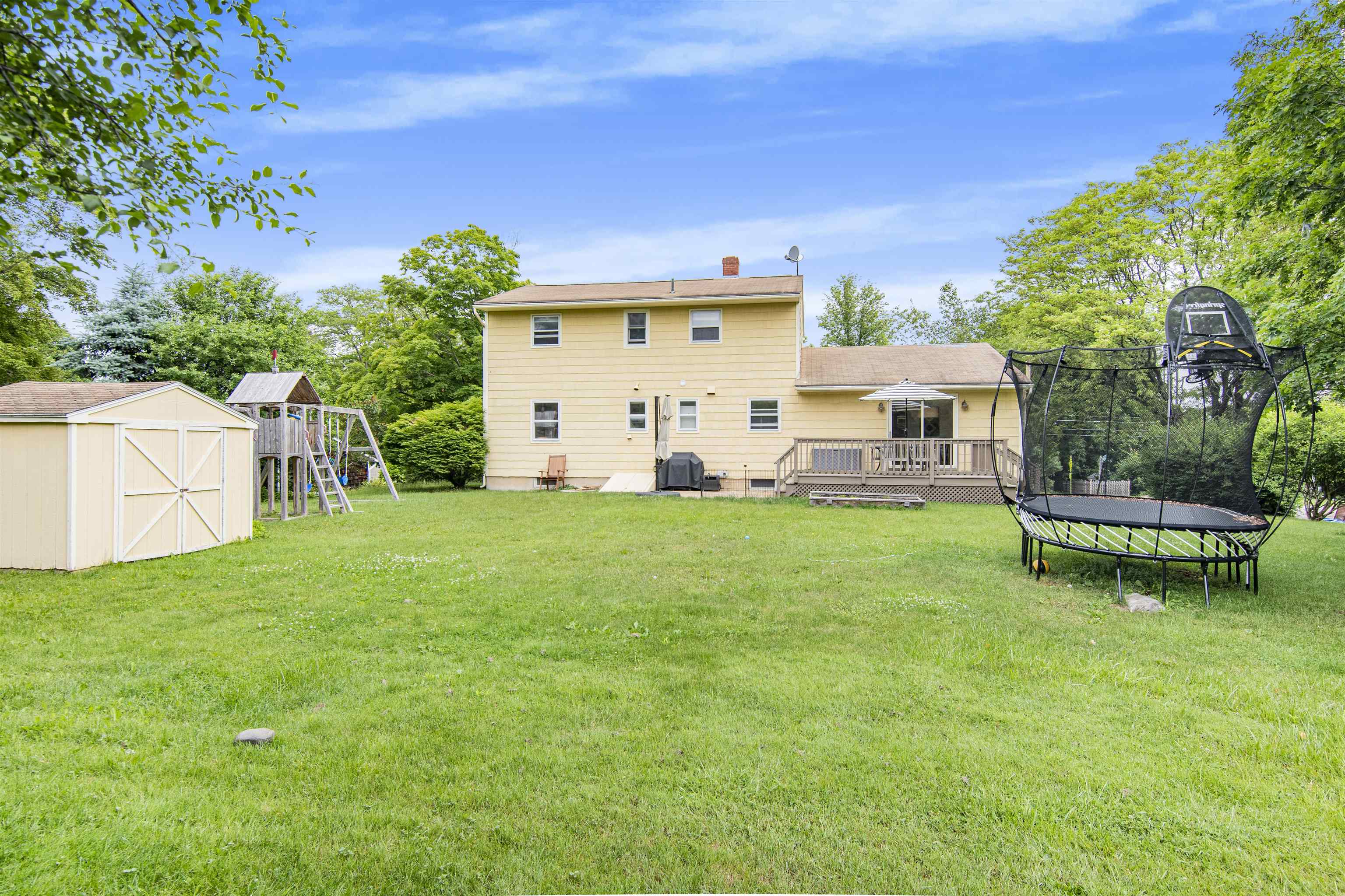 208 Marsett Road Shelburne, VT 05482 - Photo 32 of 36 Gallery Image 32