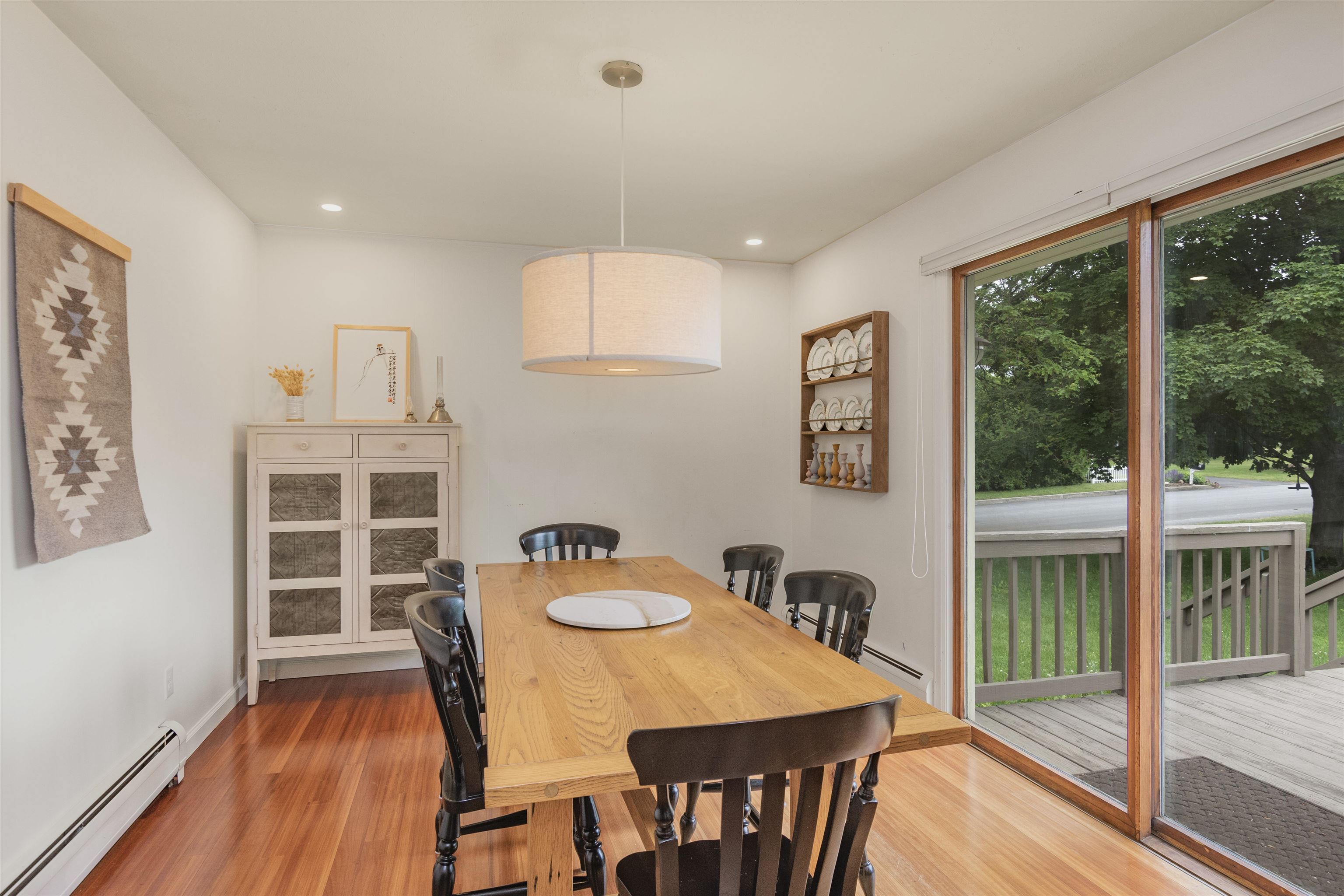 208 Marsett Road Shelburne, VT 05482 - Photo 8 of 36 Gallery Image 8