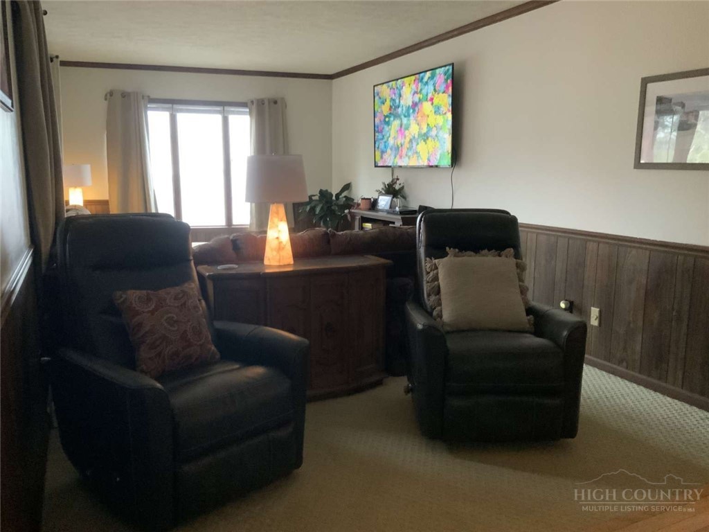 137 Maple Road Blowing Rock, NC 28605 - Photo 9 of 25