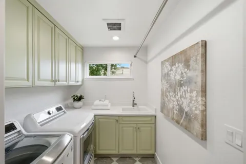 $5,395,000 | 17660 Vista Avenue, Monte Sereno, CA 95030