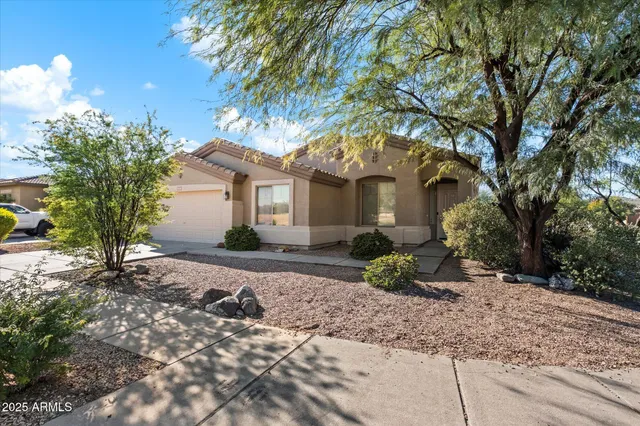 $2,700 | 35414 North 32nd Drive, Phoenix, AZ 85086