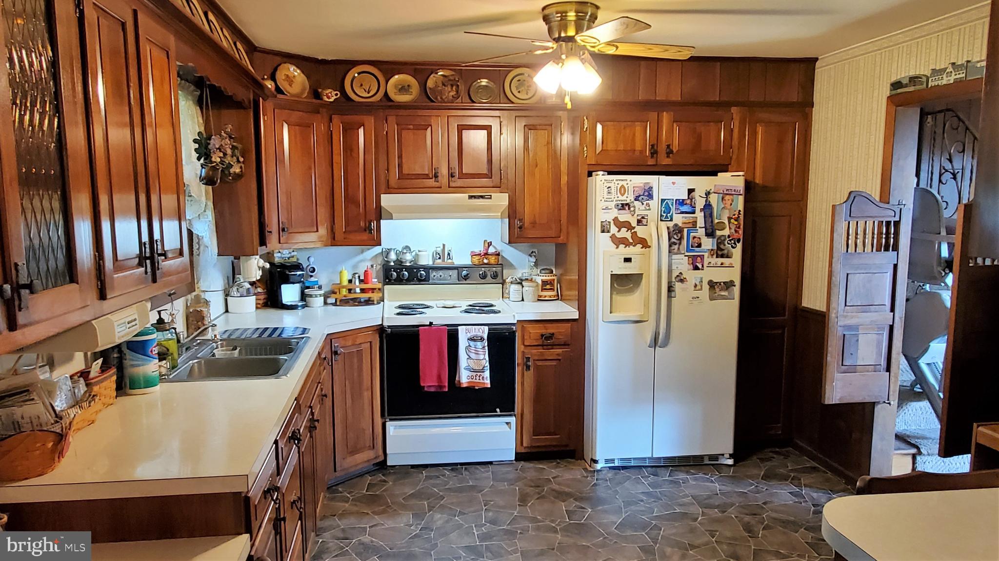 2283 East Buck Road Pennsburg, PA 18073 - Photo 15 of 26 Gallery Image 15