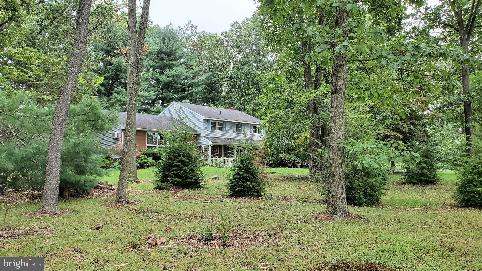 2283 East Buck Road Pennsburg, PA 18073 - Photo 4 of 26 Gallery Image 4
