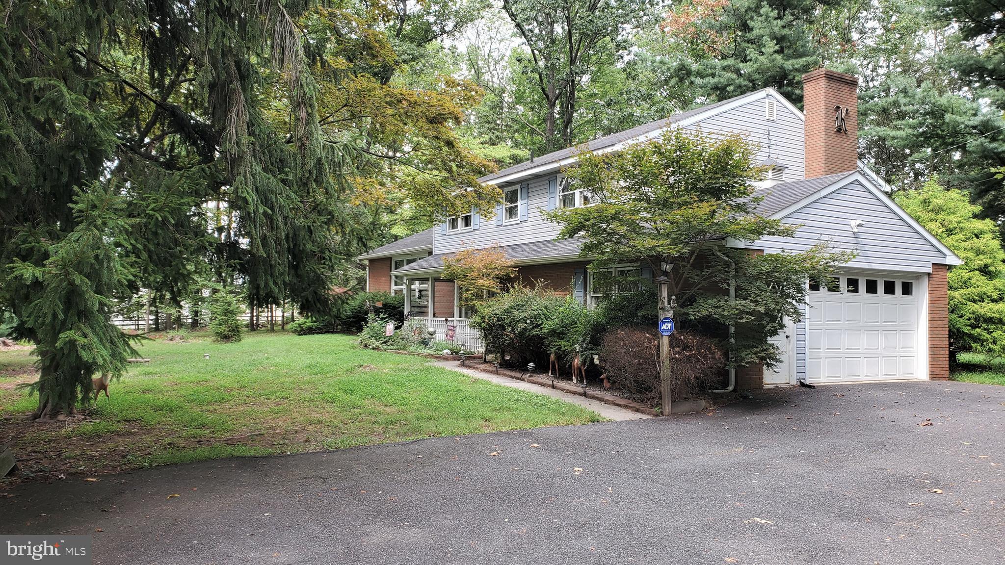 2283 East Buck Road Pennsburg, PA 18073 - Photo 7 of 26 Gallery Image 7