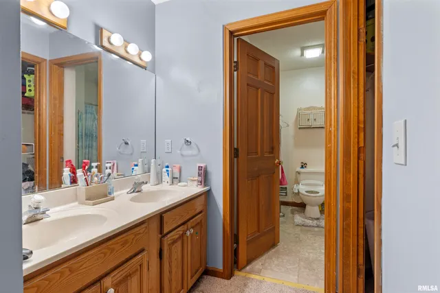 $245,000 | 2928 Rainier Drive, Springfield, IL 62704