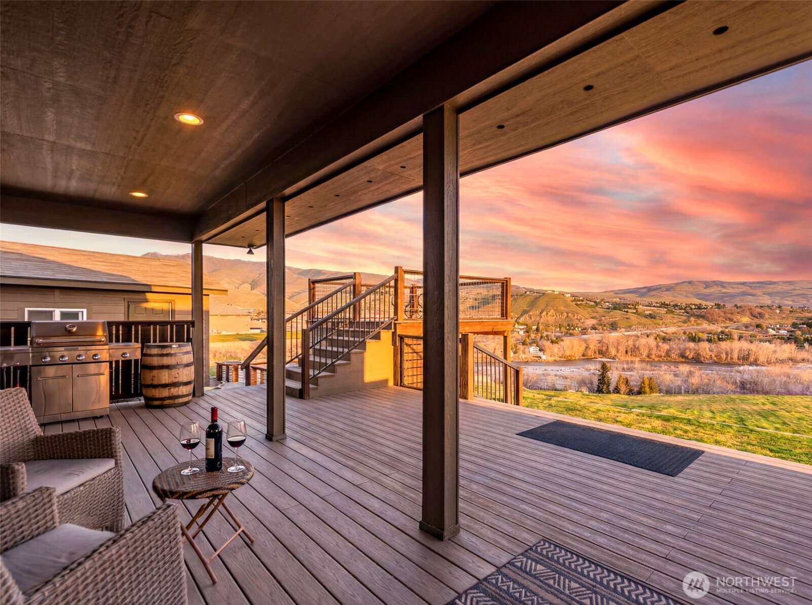 3045 Eastview Lane Wenatchee, WA 98801 - Photo 4 of 40