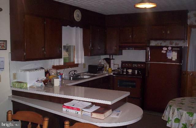 102 Alters Road Carlisle, PA 17015 - Photo 3 of 8 Gallery Image 3