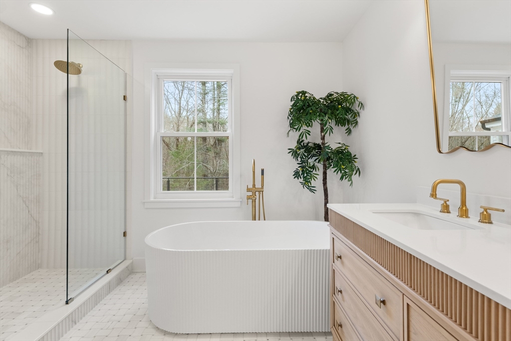 61 Meadowbrook Road Carlisle, MA 01741 - Photo 9 of 41