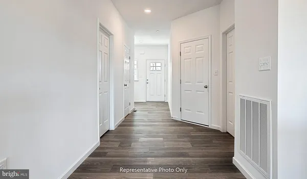 $378,800 | 7841 Oakbrook Drive, Harrisburg, PA 17112