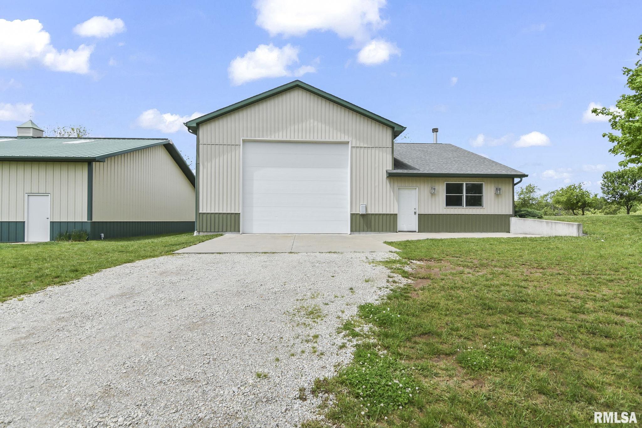7006 Fulton Road New Berlin, IL 62670 - Photo 15 of 78