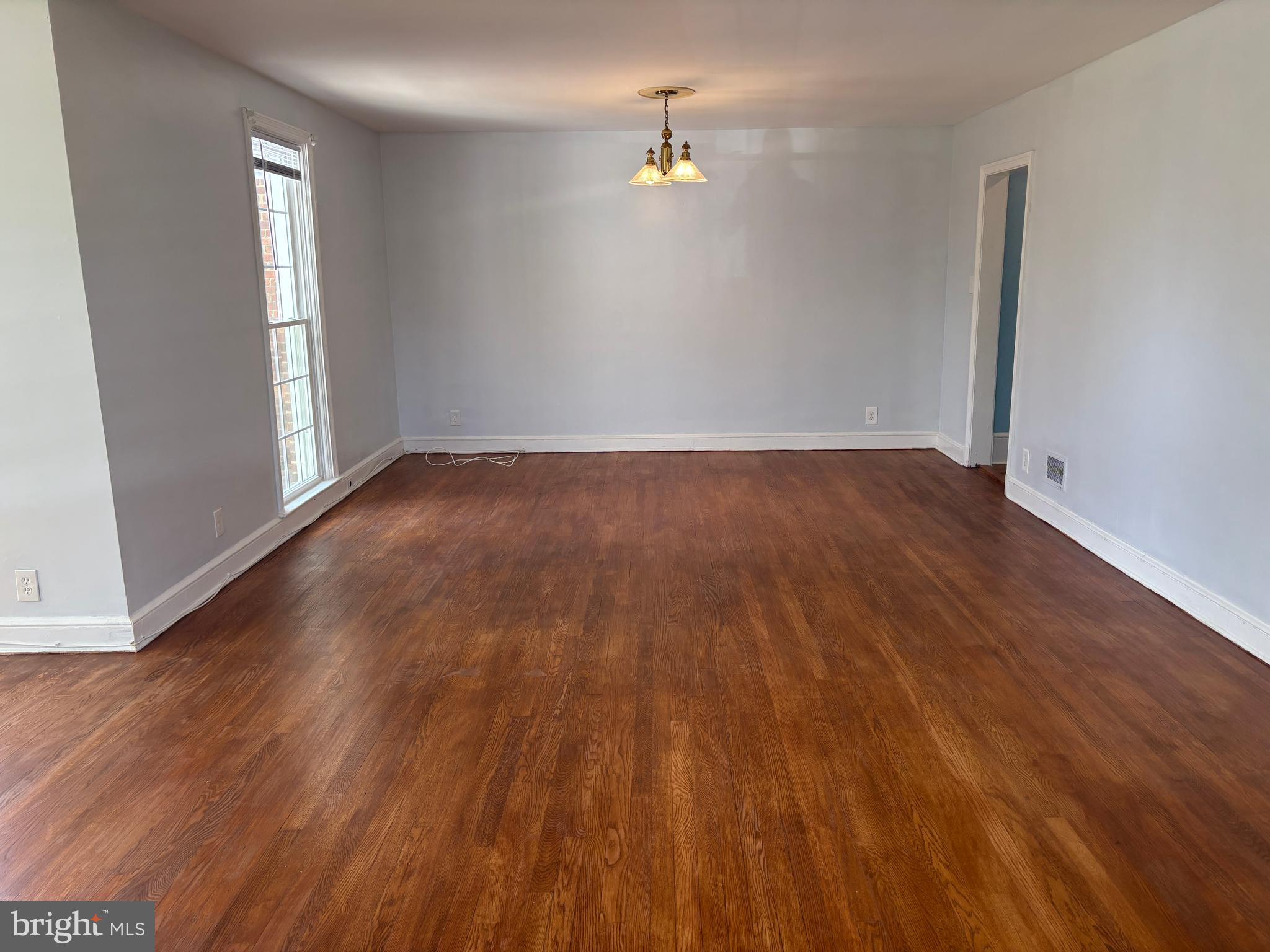 5913 Wakehurst Way Baltimore, MD 21239 - Photo 11 of 31