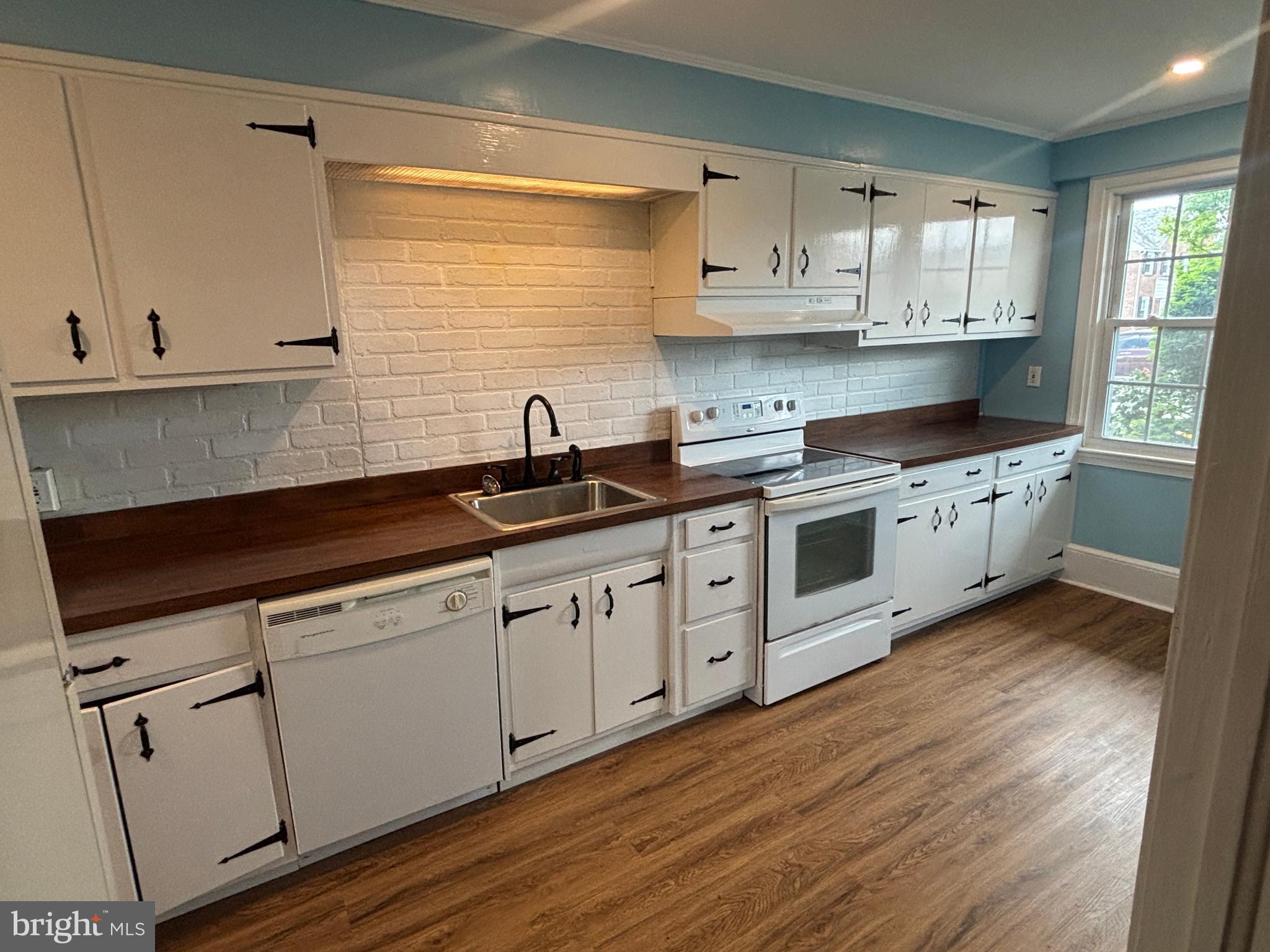 5913 Wakehurst Way Baltimore, MD 21239 - Photo 17 of 31