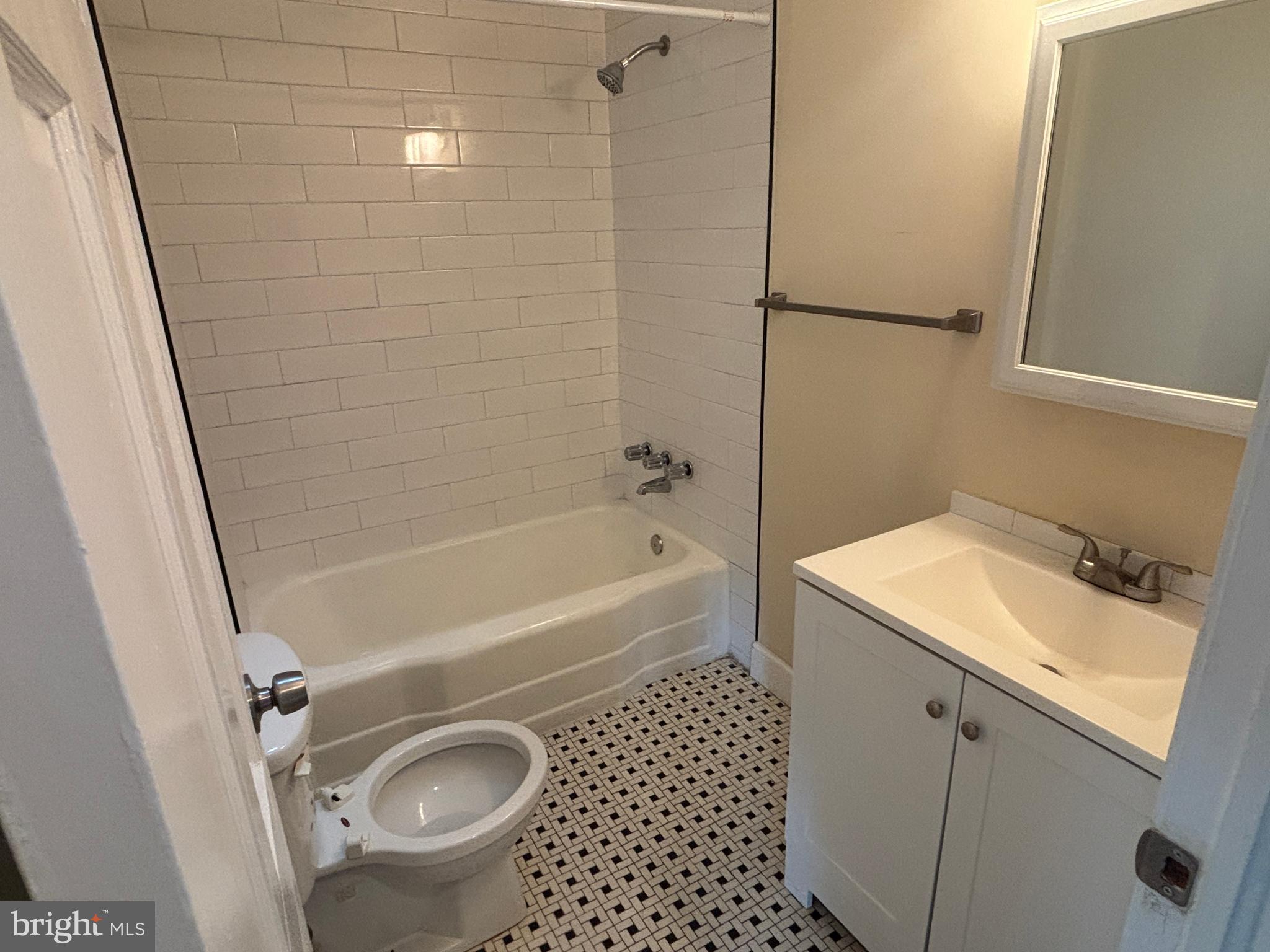 5913 Wakehurst Way Baltimore, MD 21239 - Photo 22 of 31