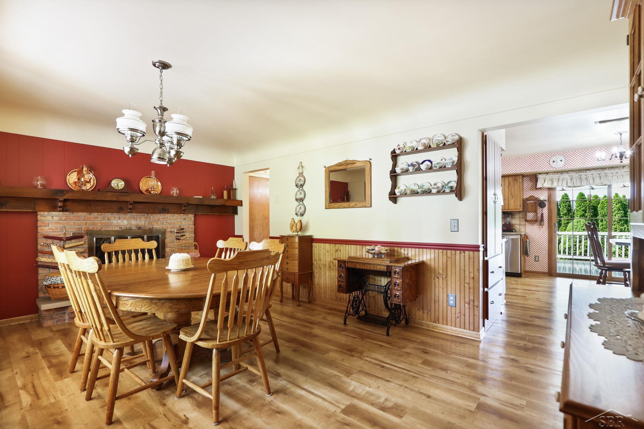 11155 South Evergreen Road Birch Run, MI 48415 - Photo 9 of 56 50114855-8.JPG