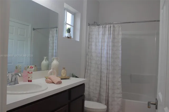 $2,800 | 3558 Northwest 29th Court, Lauderdale Lakes, FL 33311