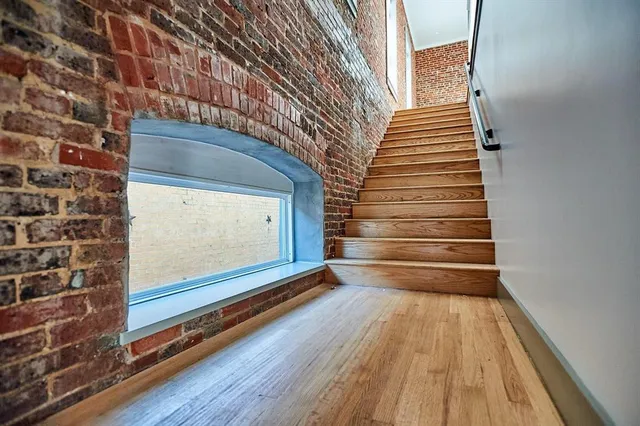 $1,275 | 200 West Brown Street, Unit 203, Ennis, TX 75119