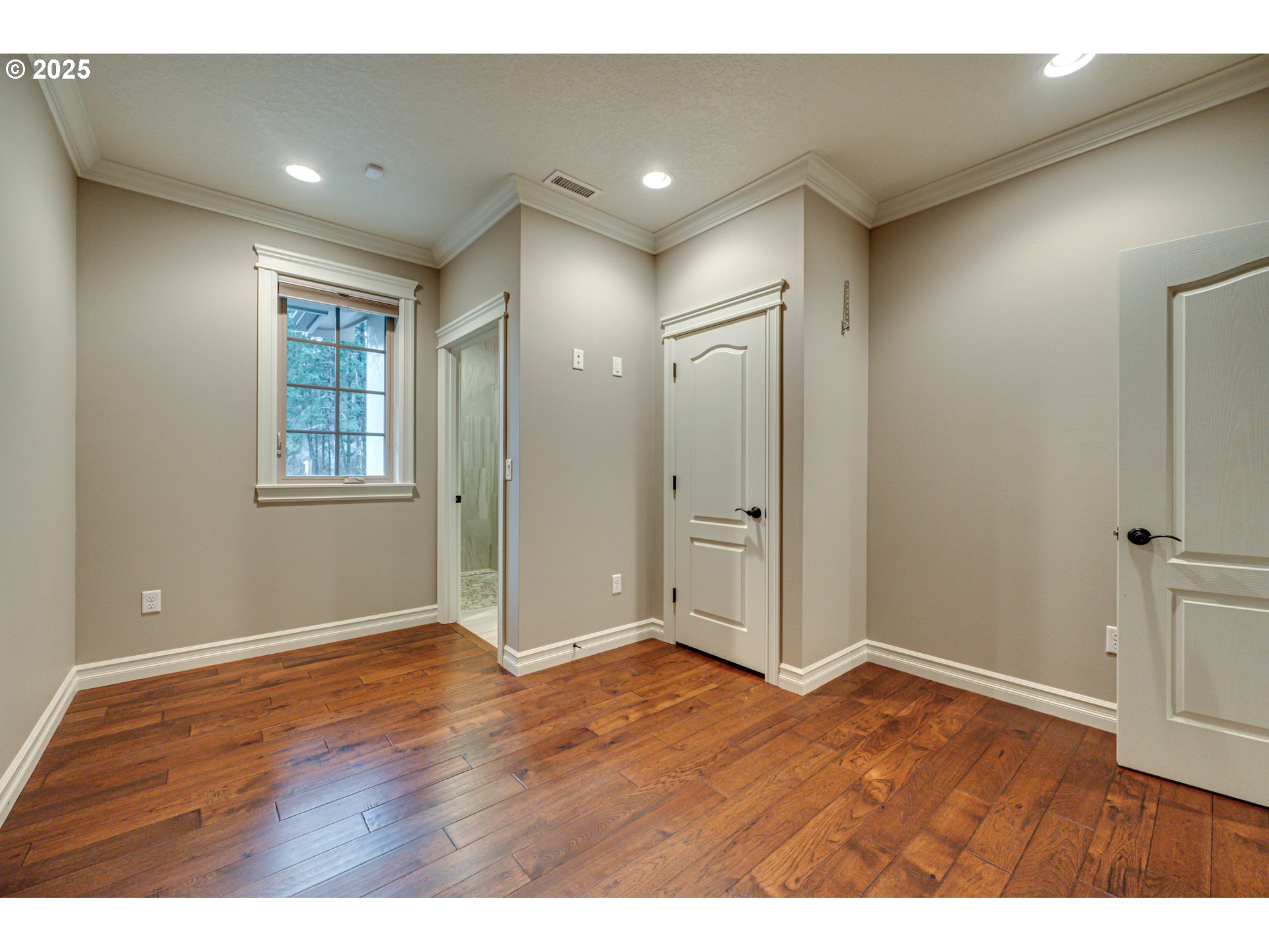421 Woodland Heights Road Woodland, WA 98674 - Photo 20 of 48 a view of an empty room and window
