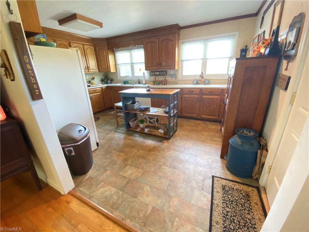 483 Snead Road Stoneville, NC 27048 - Photo 11 of 29 Gallery Image 11