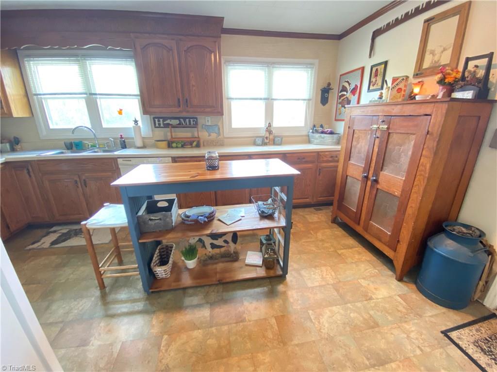 483 Snead Road Stoneville, NC 27048 - Photo 12 of 29 Gallery Image 12