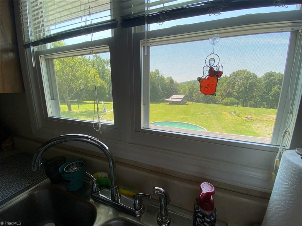 483 Snead Road Stoneville, NC 27048 - Photo 14 of 29 Gallery Image 14