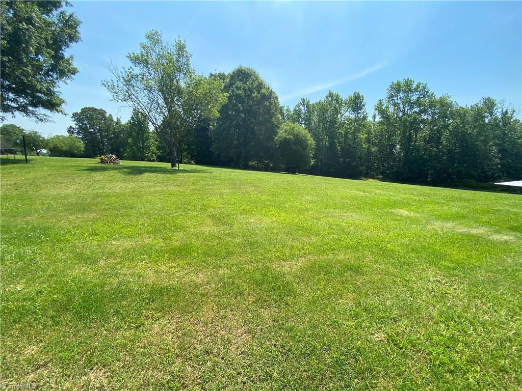 483 Snead Road Stoneville, NC 27048 - Photo 9 of 29 Gallery Image 9