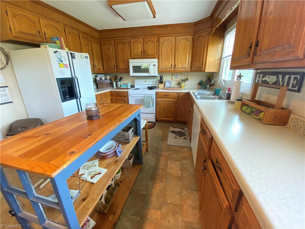 483 Snead Road Stoneville, NC 27048 - Photo 10 of 29 Gallery Image 10