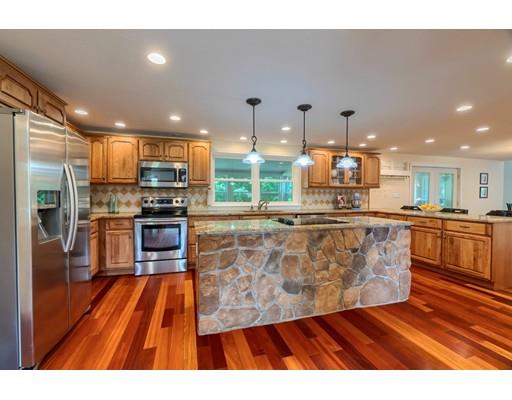 33 Wheeler Road Bolton, MA 01740 - Photo 7 of 41