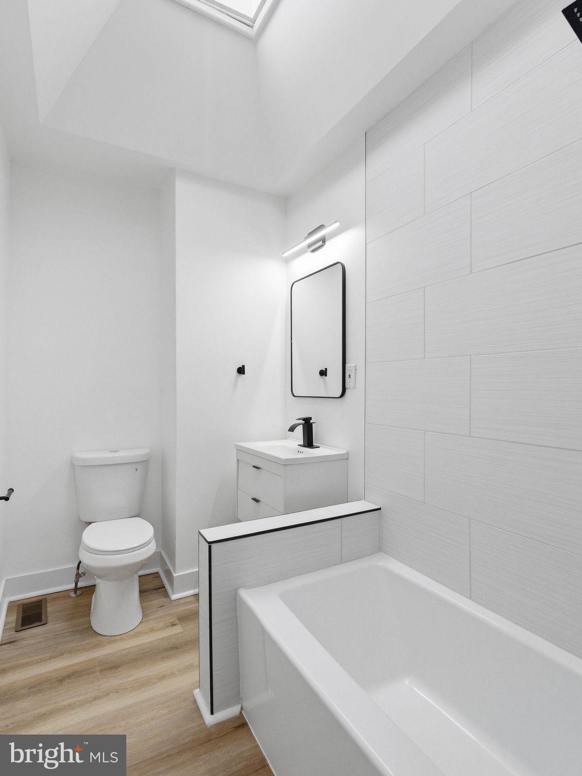 1012 South 53rd Street Philadelphia, PA 19143 - Photo 14 of 27