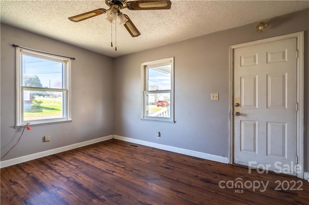 112 Walker Road Morganton, NC 28655 - Photo 3 of 24 Gallery Image 3