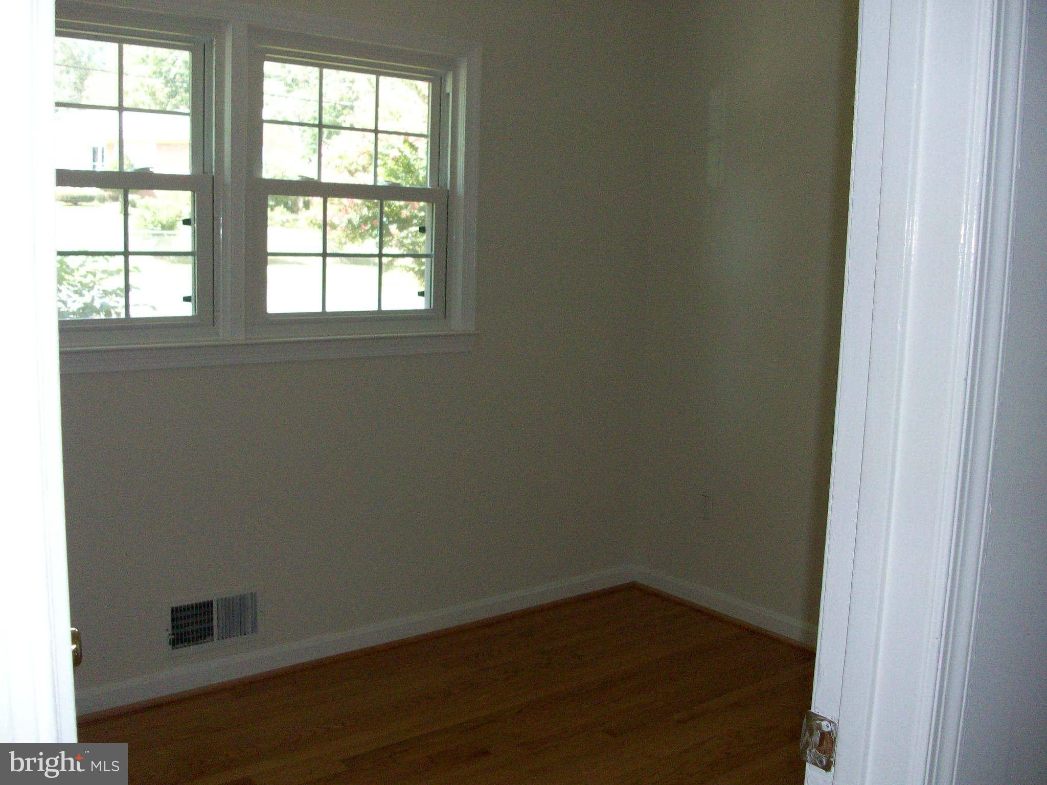 8306 Leland Road Manassas, VA 20111 - Photo 9 of 26 Bedroom