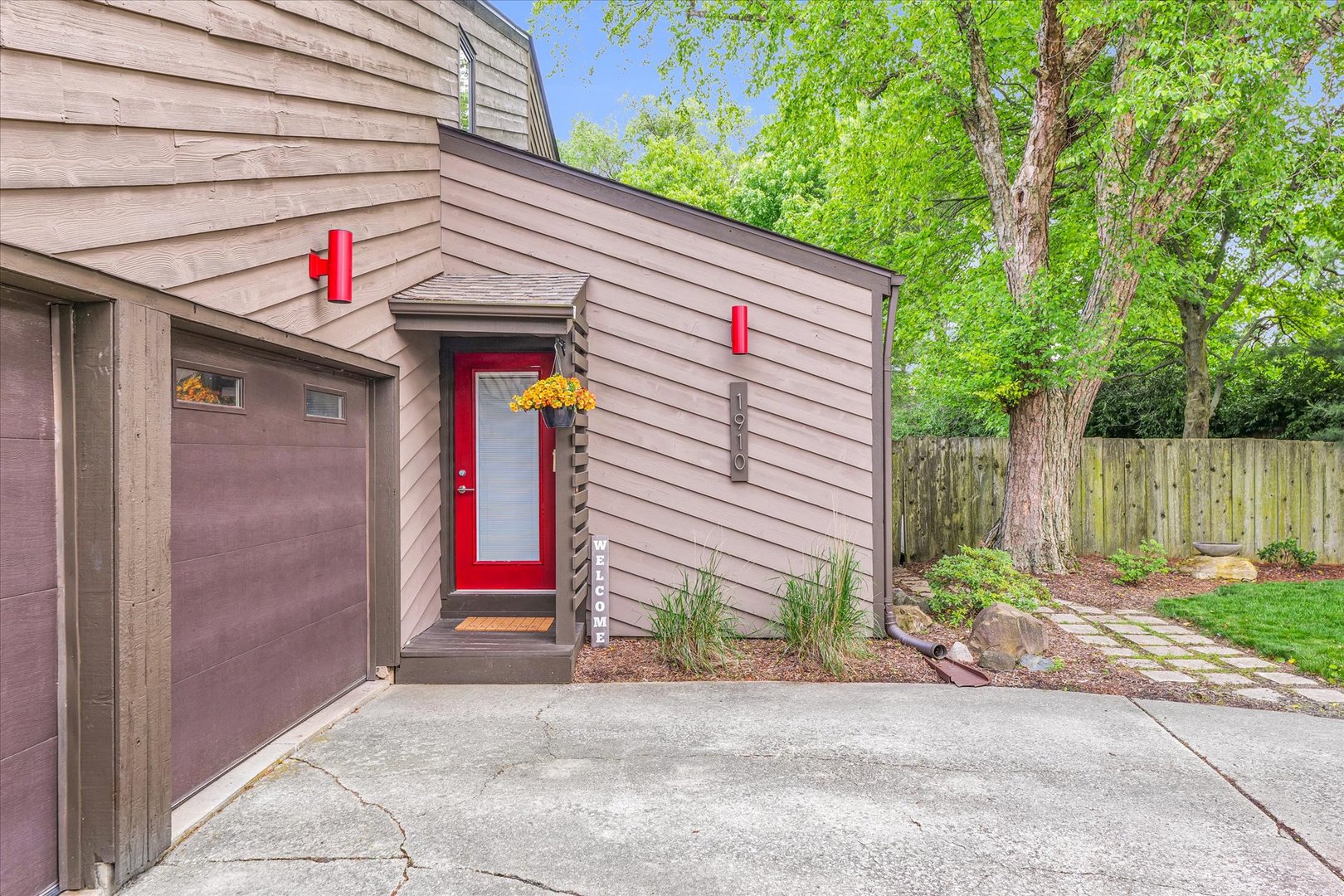 1910 Stratford Court Champaign, IL 61821 - Photo 3 of 39 a view of front door