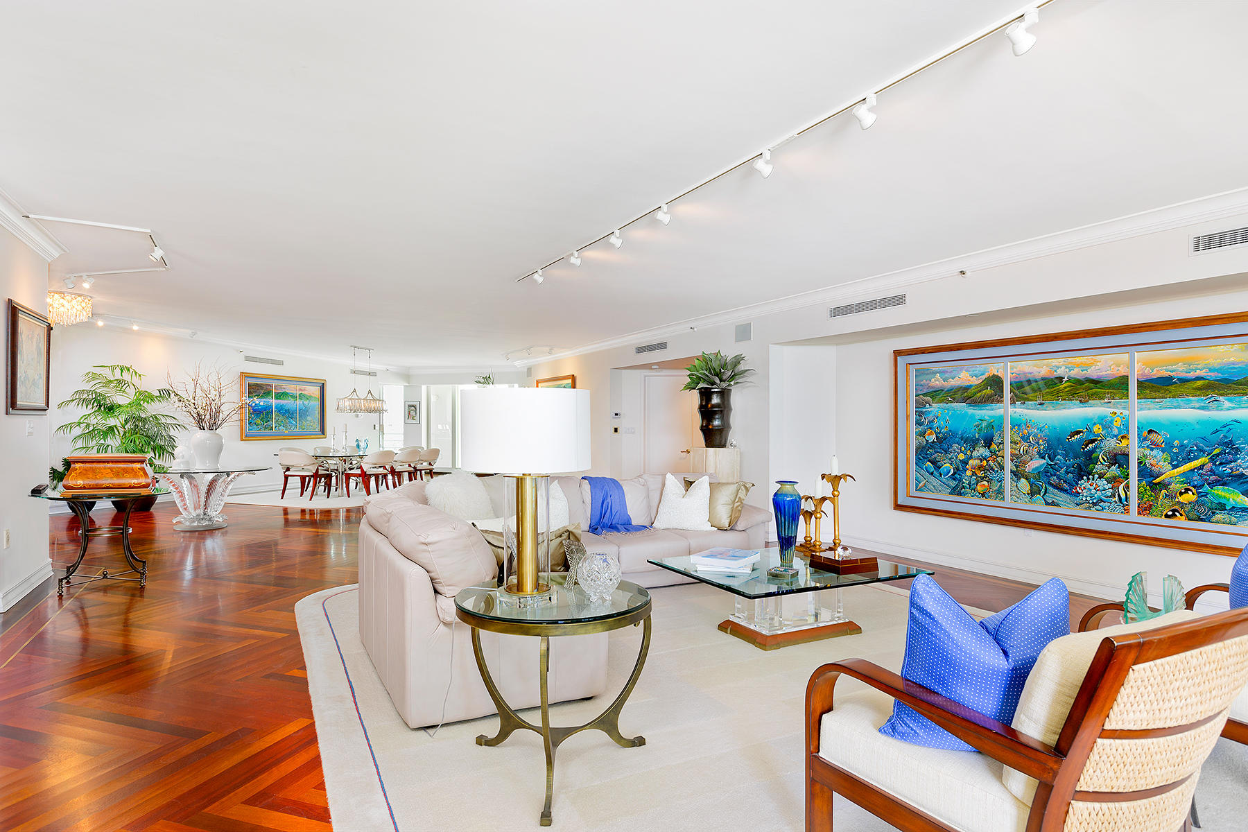 800 South Ocean Boulevard, Unit 305 Boca Raton, FL 33432 - Photo 7 of 44 Oceanfront Livingroom