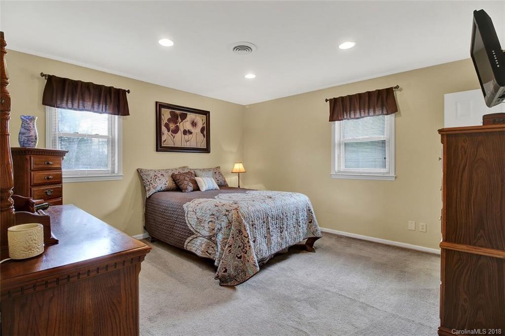 707 Briarfield Road Rock Hill, SC 29730 - Photo 28 of 33 Gallery Image 28