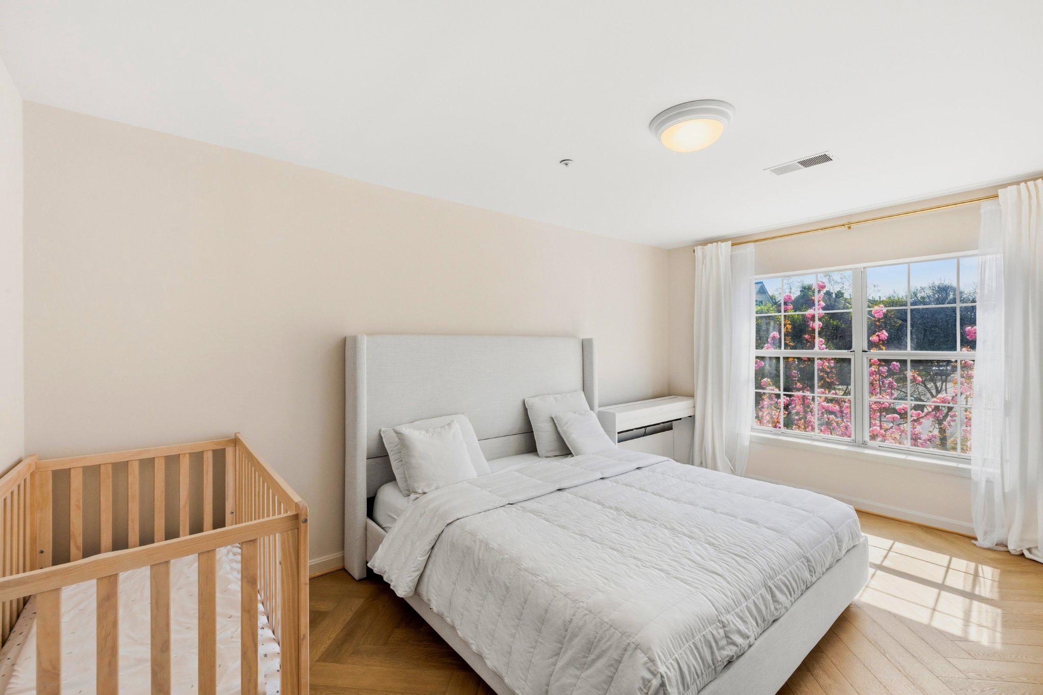 408 Ridgepoint Place, Unit 40838 Gaithersburg, MD 20878 - Photo 14 of 28 Main Level Primary