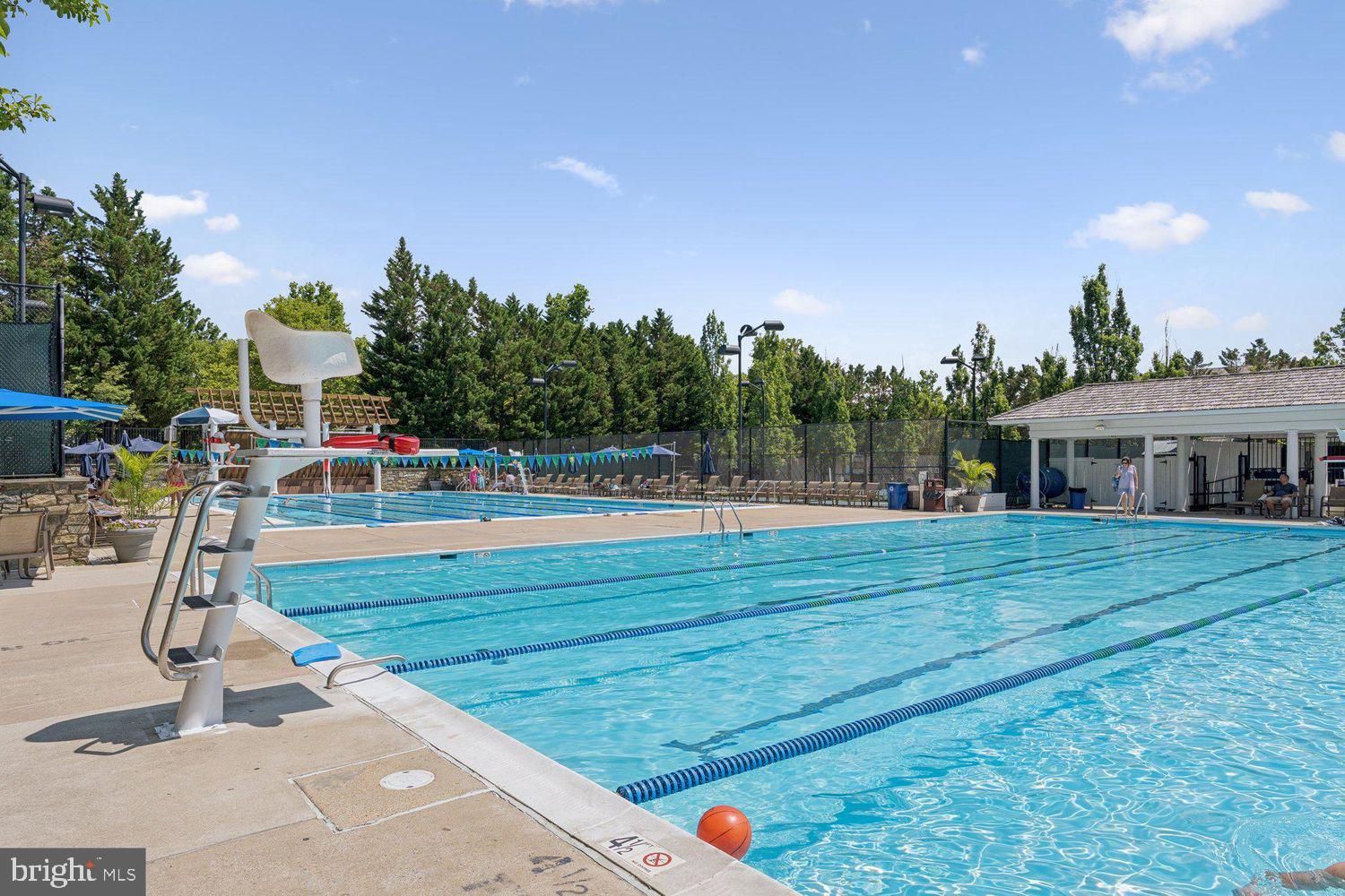 408 Ridgepoint Place, Unit 40838 Gaithersburg, MD 20878 - Photo 31 of 38 a view of a basketball court