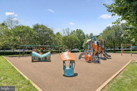 $480,000 | 408 Ridgepoint Place, Unit 40838, Gaithersburg, MD 20878